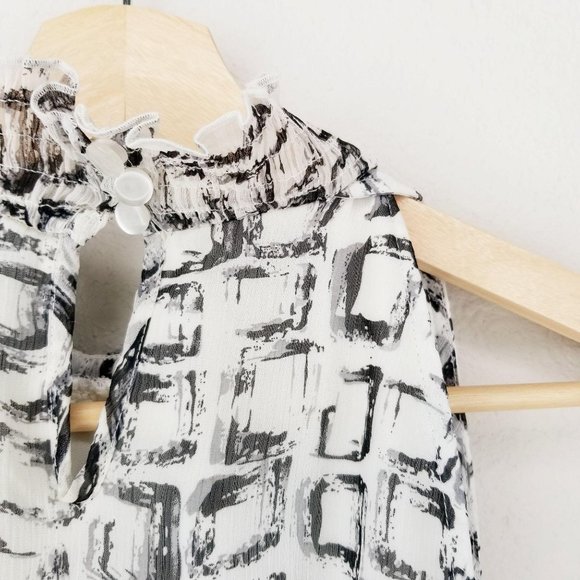 Essentials by Milano Smocked Sleeveless Blouse - Picture 9 of 12